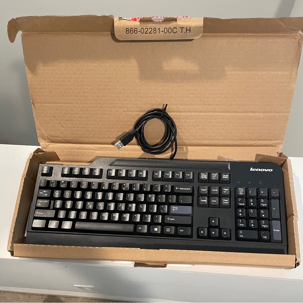 Lenovo Black Mechanical Keyboard Full-Size Professional Design